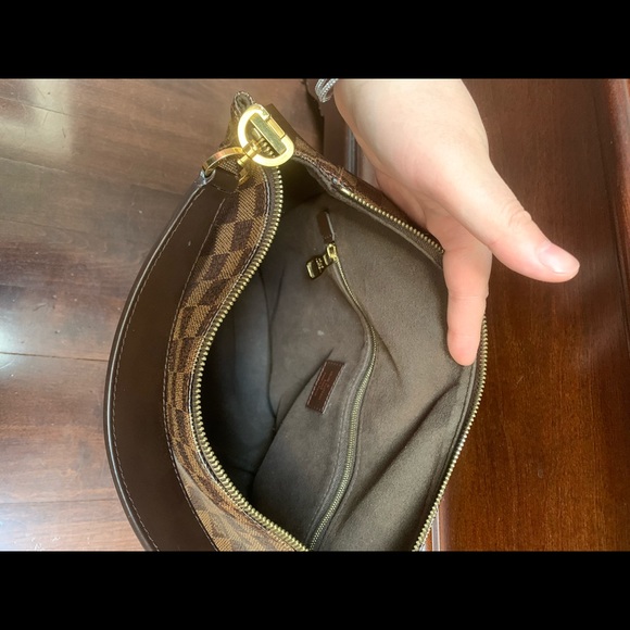 Authentic LV bag in good condition - Picture 6 of 11